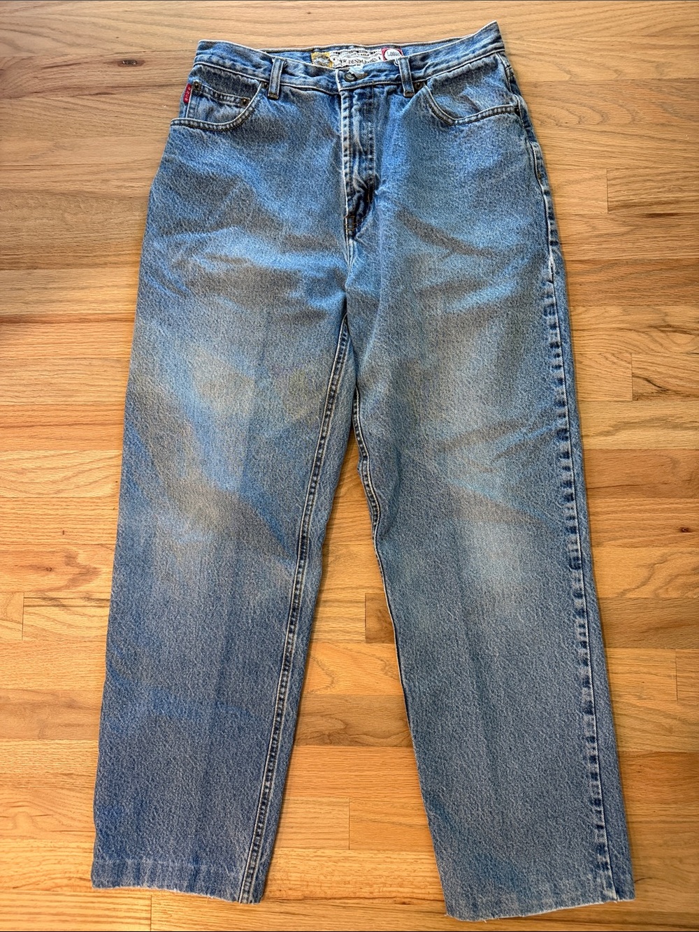 Bugle Boy Gold Crest Vintage 90s High Rise Loose Fit Jeans 29” Waist